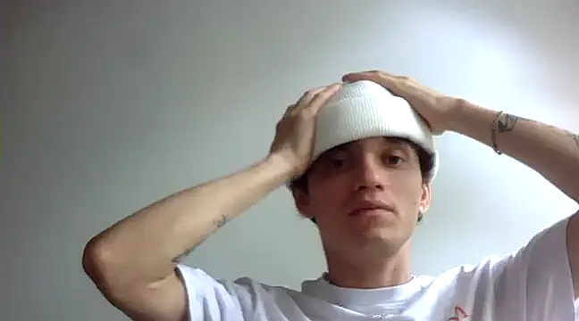 santihot089 online show from 03.20.25