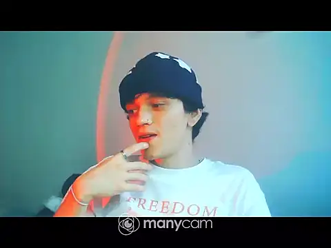 santihot089 online show from 10.18.25