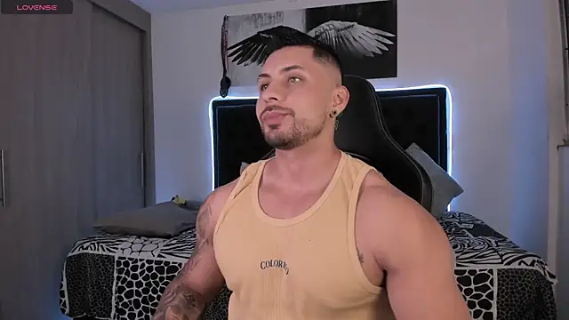 santi aesthetic online show from 06.05.26