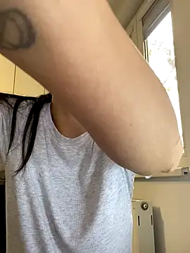 Snapshot of Anna_Nobel chatting on 11.05.25 Anna Nobel online show from 11.05.25