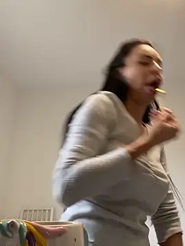 Snapshot of Anna_Nobel chatting on 11.15.25 Anna Nobel online show from 11.15.25