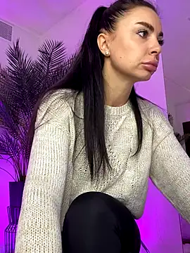 Snapshot of Anna_Nobel chatting on 11.28.25 Anna Nobel online show from 11.28.25