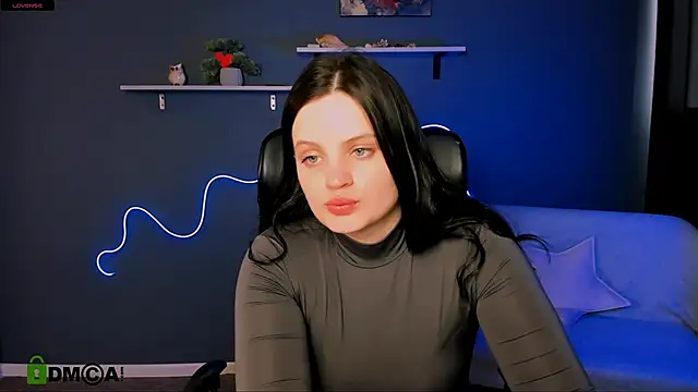 fiery lips online show from 03.20.25