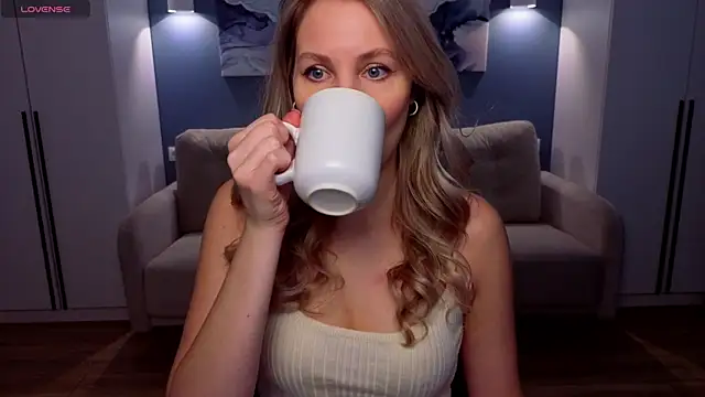 MelanieBennett online show from 04.11.26