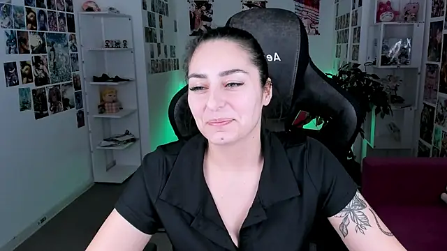 ValeriiMills online show from 01.15.26