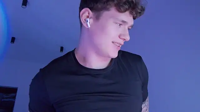 DanyDavis online show from 10.12.25