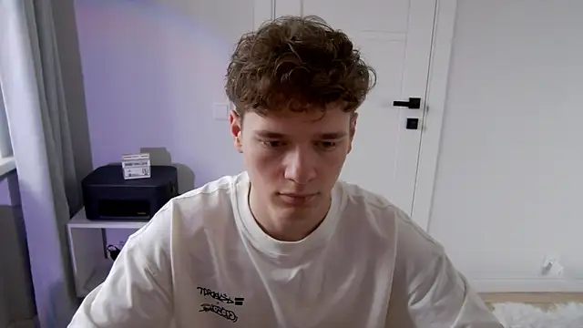 DanyDavis online show from 04.04.26