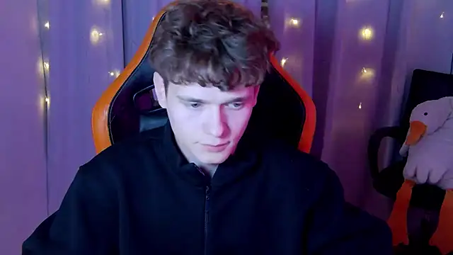 DanyDavis online show from 04.10.26