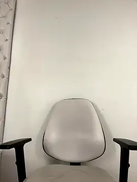 PapiStan online show from 10.25.25