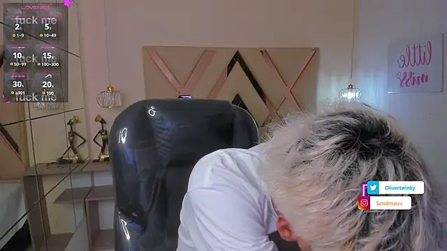 OliverTwinky online show from 11.10.25