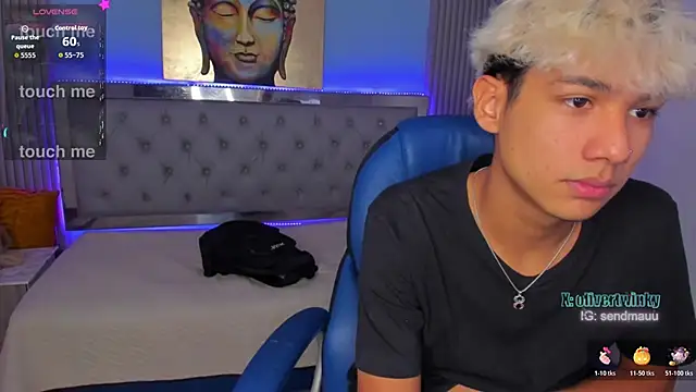 OliverTwinky online show from 11.12.25