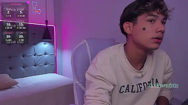 OliverTwinky online show from 02.01.26