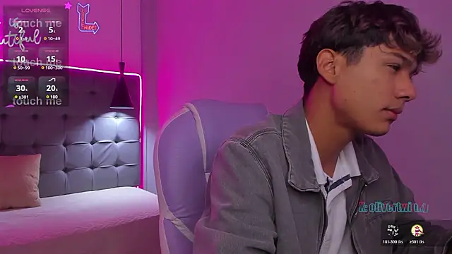 OliverTwinky online show from 02.03.26