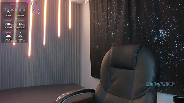 OliverTwinky online show from 02.13.26