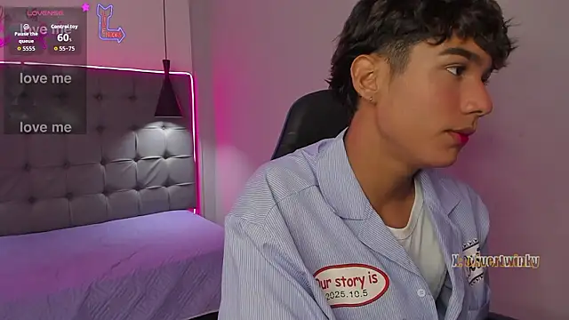 OliverTwinky online show from 02.28.26