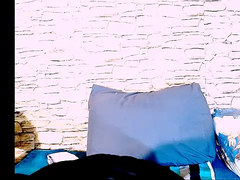 IndianPleasurez1 online show from 10.17.25