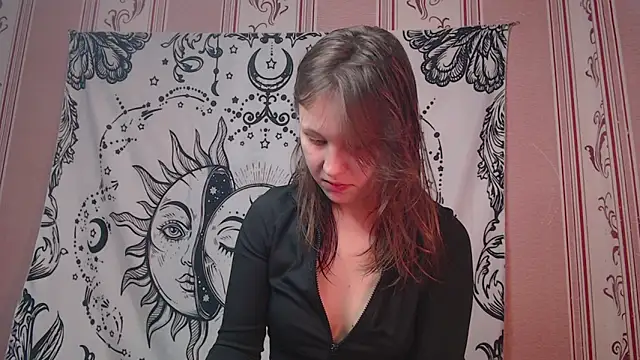 Snapshot of Thighswithspikes chatting on 09.09.25 Thighswithspikes online show from 09.09.25