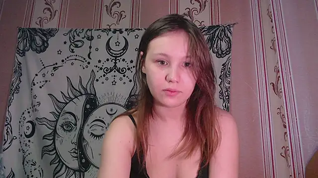 Snapshot of Thighswithspikes chatting on 11.06.25 Thighswithspikes online show from 11.06.25