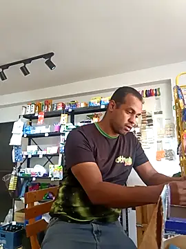 elnegro707070 online show from 10.30.25