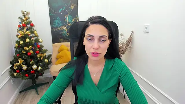 AllaYerty online show from 12.15.25