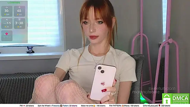 Snapshot of sweetuniporn chatting on 10.16.25 sweetuniporn online show from 10.16.25