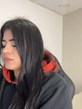 Snapshot of Kariina__69 chatting on 11.13.25 Kariina 69 online show from 11.13.25