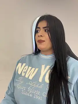 Snapshot of Kariina__69 chatting on 11.15.25 Kariina 69 online show from 11.15.25