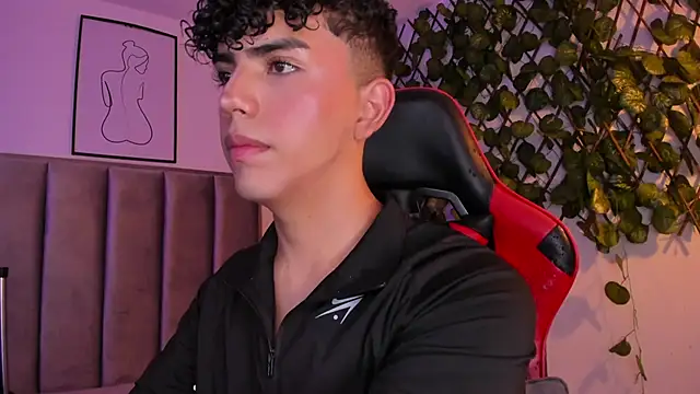 Niick Twink online show from 10.01.25