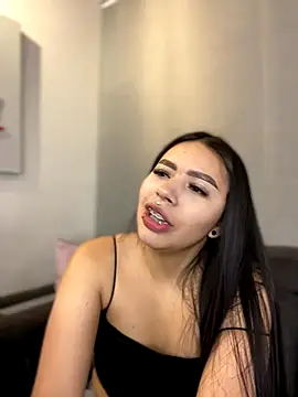 Cristina pinkk online show from 11.27.25