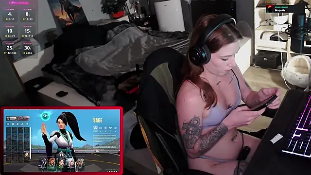 Snapshot of Horny_Makima chatting on 10.05.25 Horny Makima online show from 10.05.25