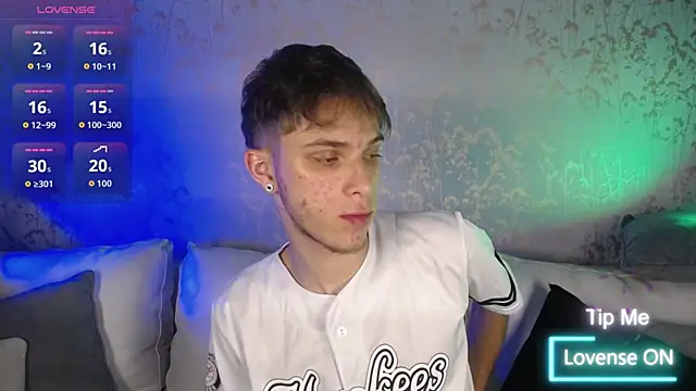 Snapshot of Robbin_Blaze chatting on 01.07.26 Robbin Blaze online show from 01.07.26