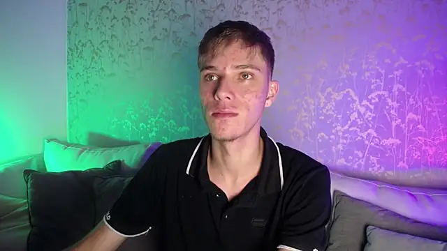 Snapshot of Robbin_Blaze chatting on 01.12.26 Robbin Blaze online show from 01.12.26