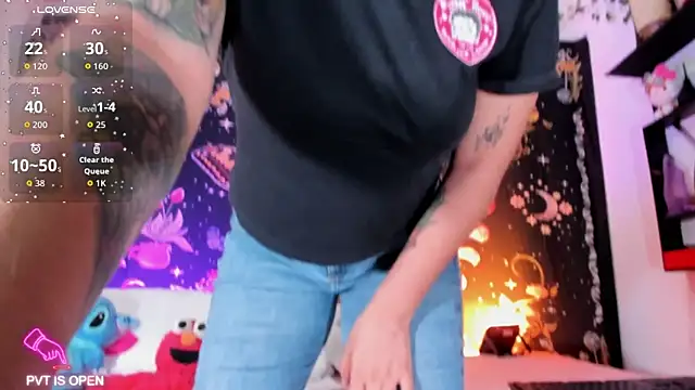 Snapshot of Maddy_rosse12 chatting on 11.02.25 Maddy rosse12 online show from 11.02.25