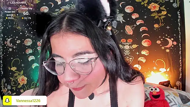 Snapshot of Maddy_rosse12 chatting on 11.27.25 Maddy rosse12 online show from 11.27.25