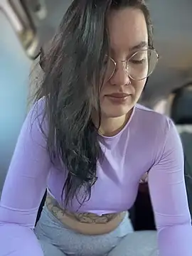 Snapshot of MeekyRich chatting on 02.03.26 MeekyRich online show from 02.03.26