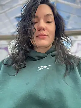 Snapshot of MeekyRich chatting on 02.25.26 MeekyRich online show from 02.25.26