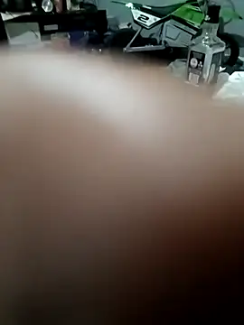 Snapshot of Tattyrob87 chatting on 03.21.25 Tattyrob87 online show from 03.21.25