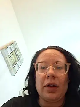 Snapshot of kinkikatie69 chatting on 01.15.26 kinkikatie69 online show from 01.15.26