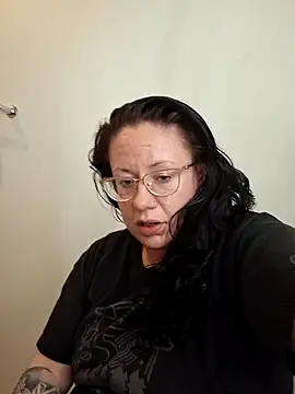 Snapshot of kinkikatie69 chatting on 02.16.26 kinkikatie69 online show from 02.16.26