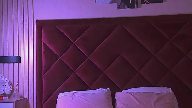 Snapshot of StacyHarland chatting on 10.02.25 StacyHarland online show from 10.02.25