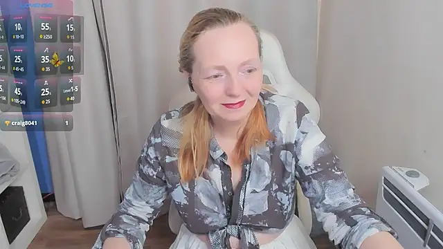 Karen Villis online show from 11.17.25