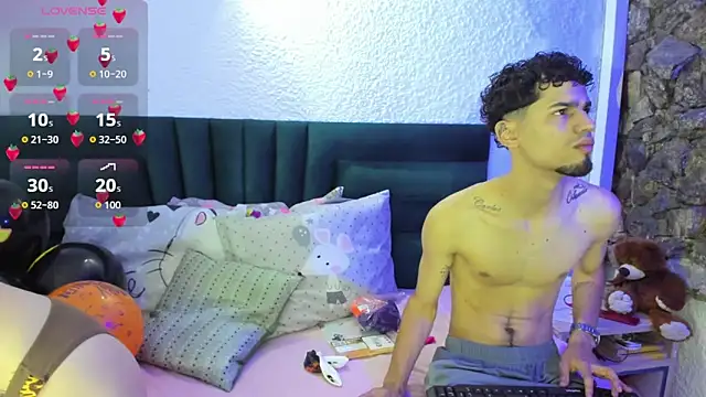 JennMuriel  online show from 10.26.25