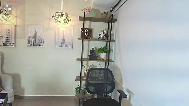  Victoria Collins online show from 05.29.26