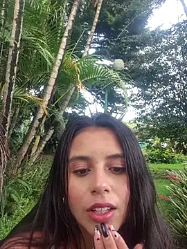 Lunaluxe1001 online show from 11.11.25