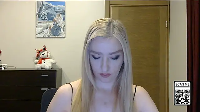 Wild Silk Desire online show from 12.14.25