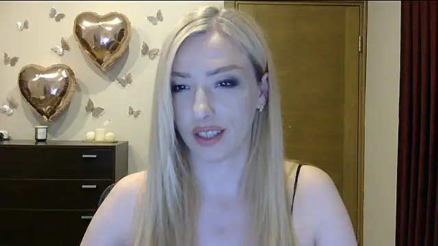 Snapshot of Wild_Silk_Desire chatting on 06.22.26 Wild Silk Desire online show from 06.22.26