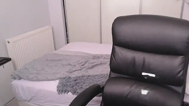 GothSuccubusBabe online show from 03.03.26