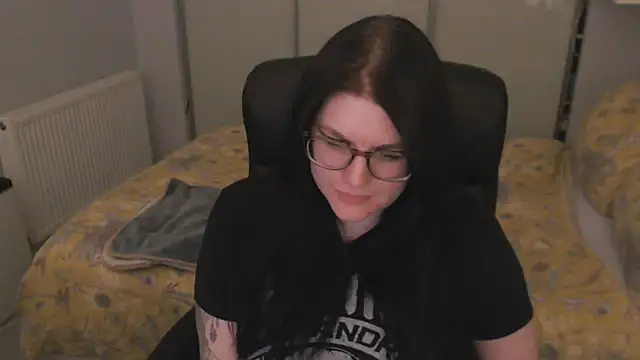 GothSuccubusBabe online show from 04.17.26