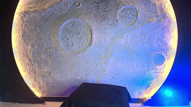 GingerMoon  online show from 03.30.26