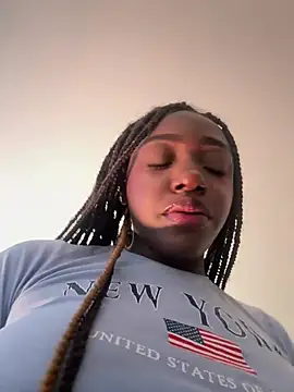 alissradiante1 online show from 02.26.26